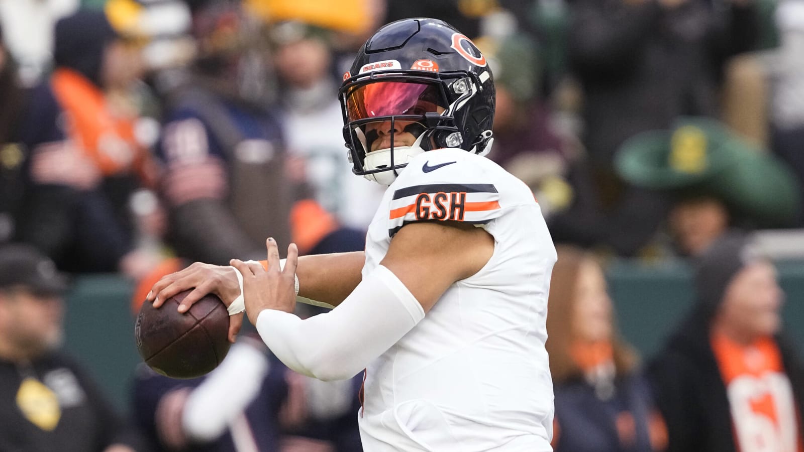 Bears analyst feels 'bad' for Justin Fields after latest rumor