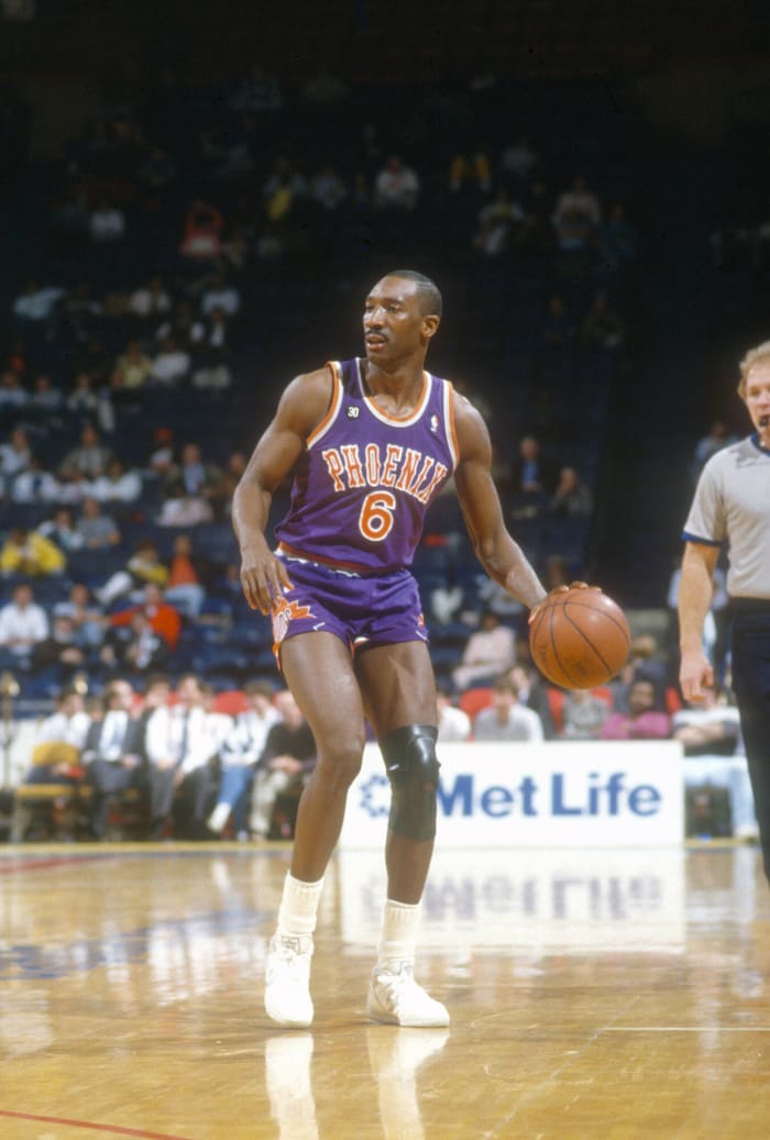 Phoenix Suns: Walter Davis (Points: 15,666)