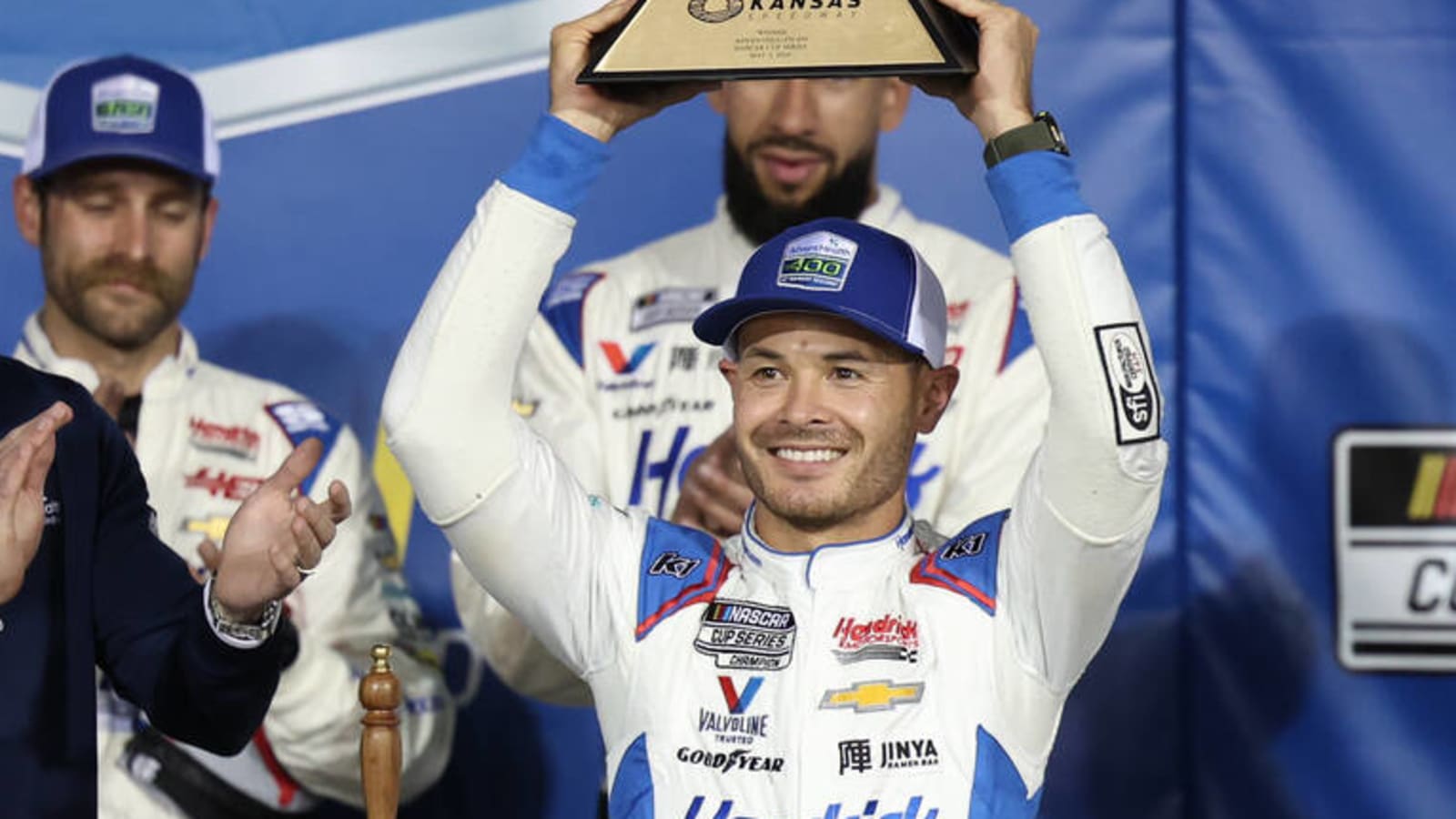 Watch: Larson wins closest finish in NASCAR Cup Series history