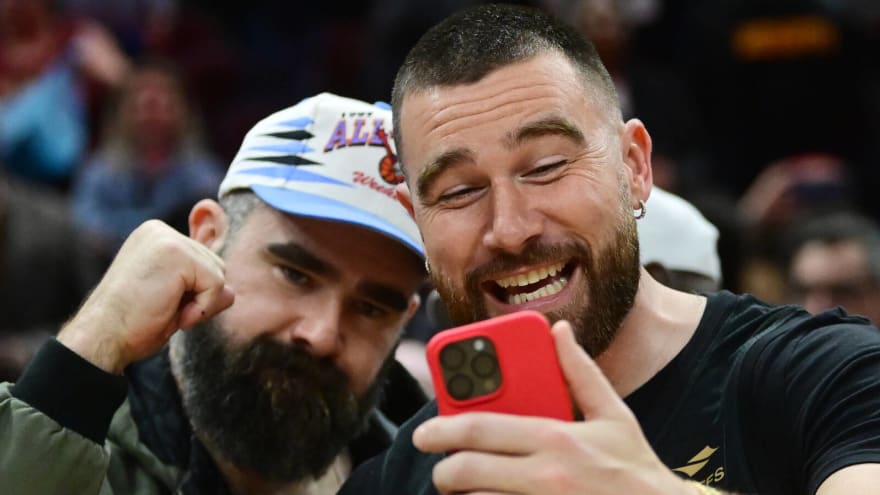 Watch: ‘Wheel of Fortune’ contestant doesn't know Kelce brothers